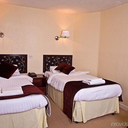 The Cedars Hotel, Лафборо Номер фото