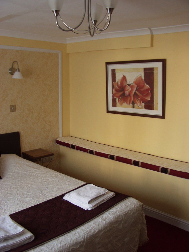 The Cedars Hotel, Лафборо Экстерьер фото