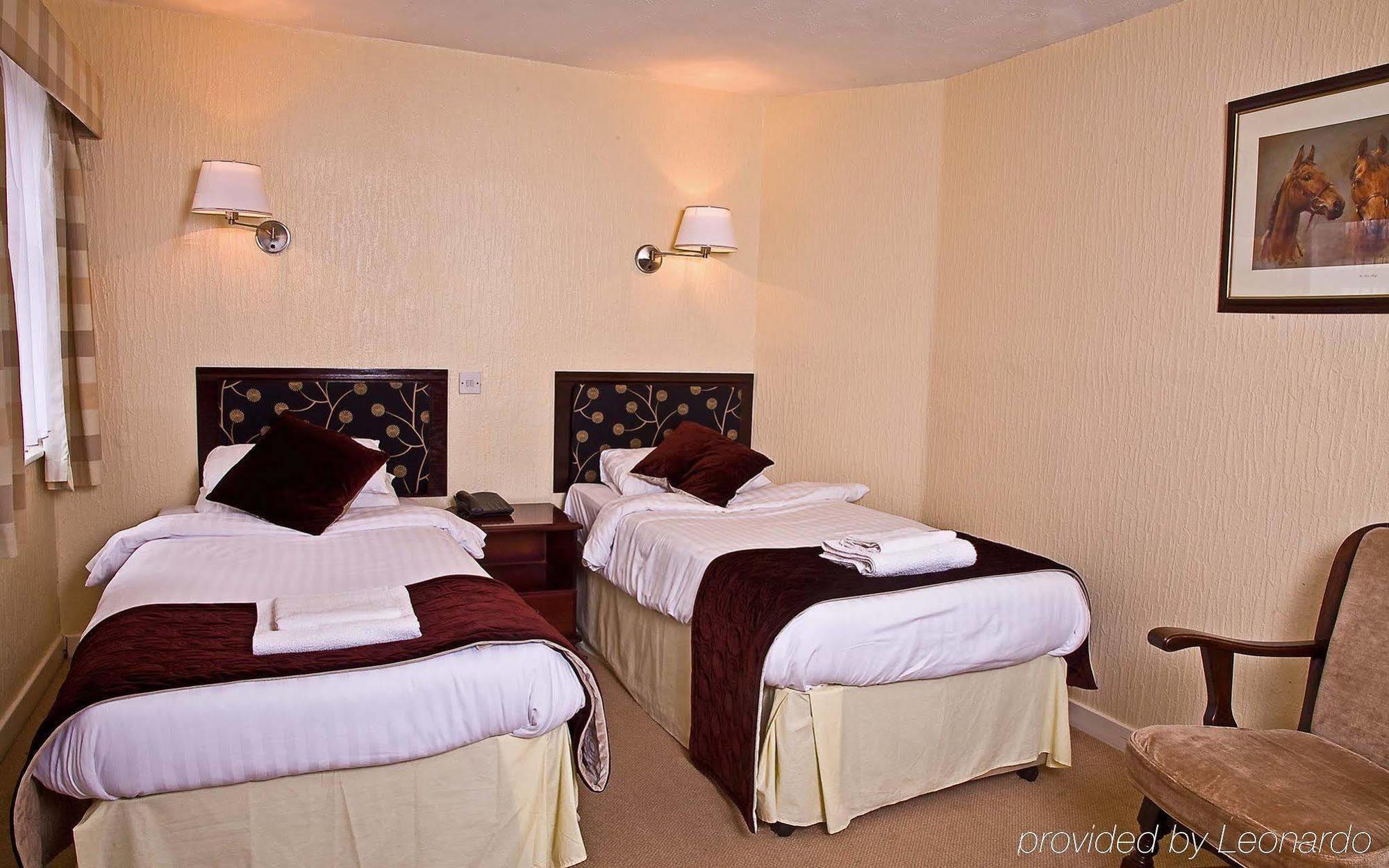 The Cedars Hotel, Лафборо Номер фото